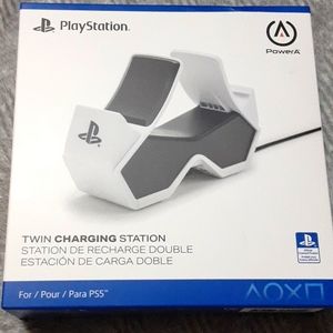 PS5 Twin Charging Station, NIB